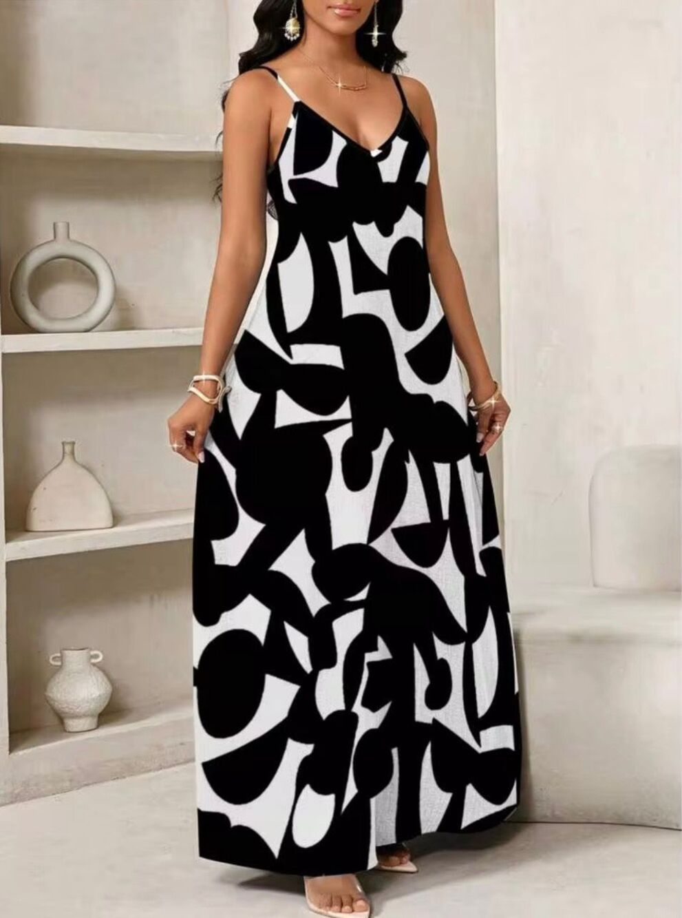 NWT Gorgeous L Black & White Print Spaghetti Straps Sleeveless Long Maxi Dress
